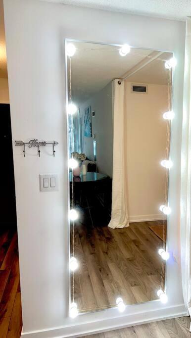 Luxurious Condo In The Center Of Downtown Toronto Kültér fotó