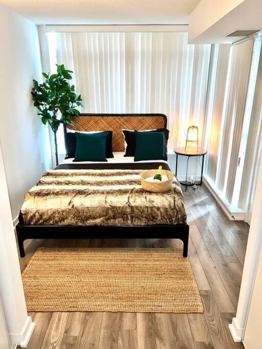 Luxurious Condo In The Center Of Downtown Toronto Kültér fotó