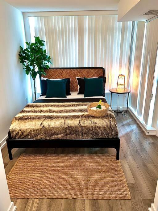Luxurious Condo In The Center Of Downtown Toronto Kültér fotó