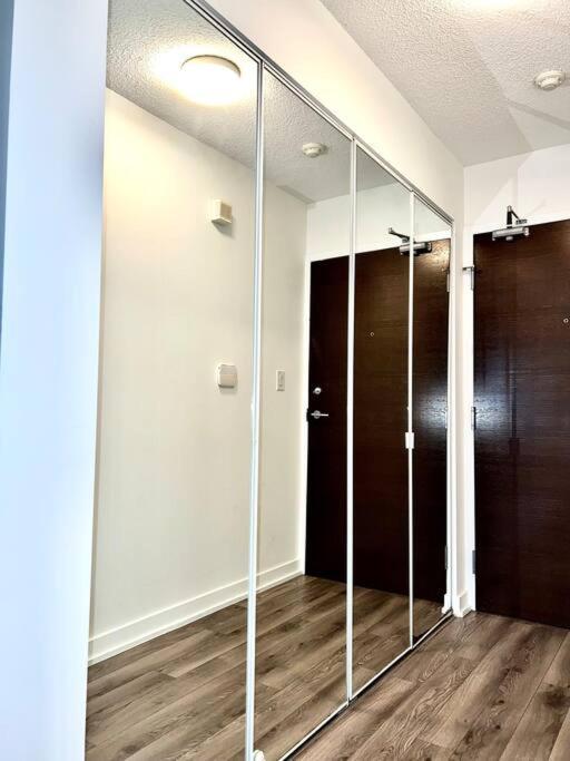 Luxurious Condo In The Center Of Downtown Toronto Kültér fotó